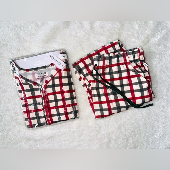 Bundle Of Joy Lounge Set - Picture 2 of 6